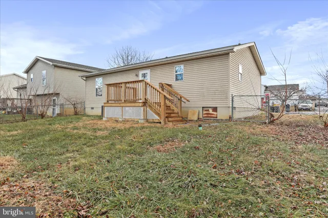 $260,000 | 105 MIdnoon Drive, Martinsburg, WV 25404