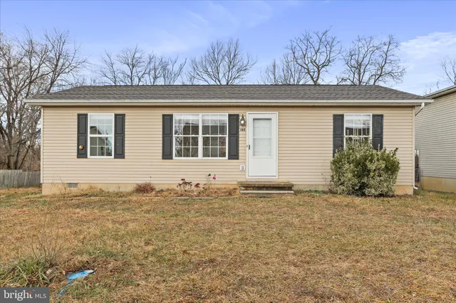 $260,000 | 105 MIdnoon Drive, Martinsburg, WV 25404