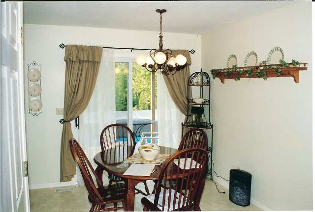 11101 Fuelberth Road Pekin, IL 61554 - Photo 4 of 9