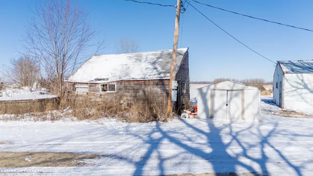 $257,000 | W9356 Highway 76, New London, WI 54961