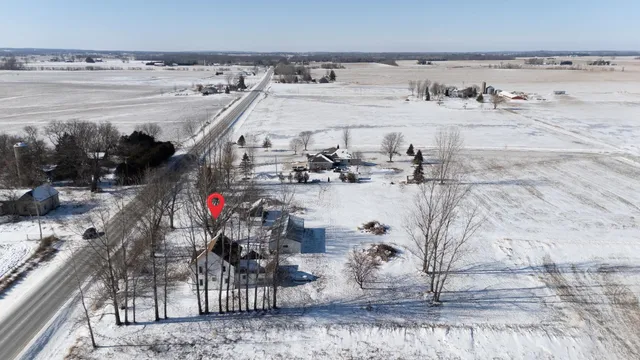 $257,000 | W9356 Highway 76, New London, WI 54961