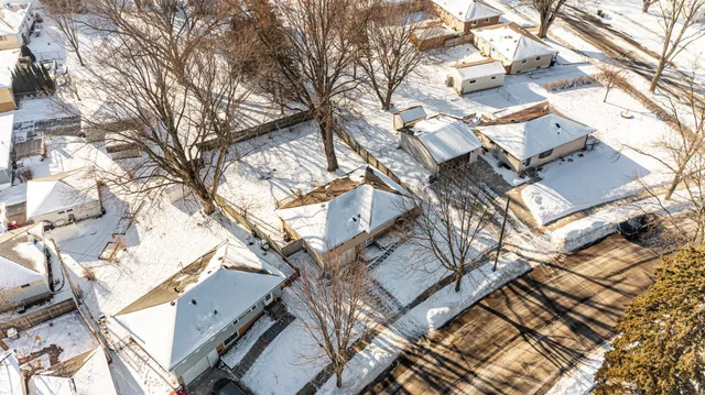 $289,600 | 1220 Cascade Street Northwest, Rochester, MN 55901