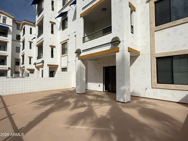 $1,895 | 2511 West Queen Creek Road, Unit 155, Chandler, AZ 85248