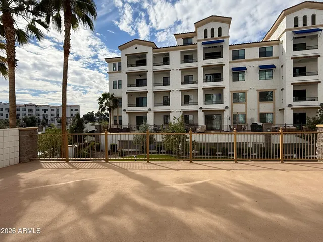 $1,895 | 2511 West Queen Creek Road, Unit 155, Chandler, AZ 85248