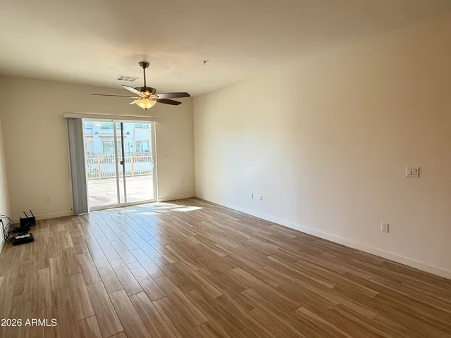 $1,895 | 2511 West Queen Creek Road, Unit 155, Chandler, AZ 85248