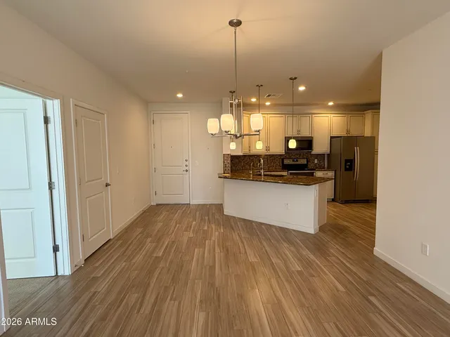 $1,895 | 2511 West Queen Creek Road, Unit 155, Chandler, AZ 85248