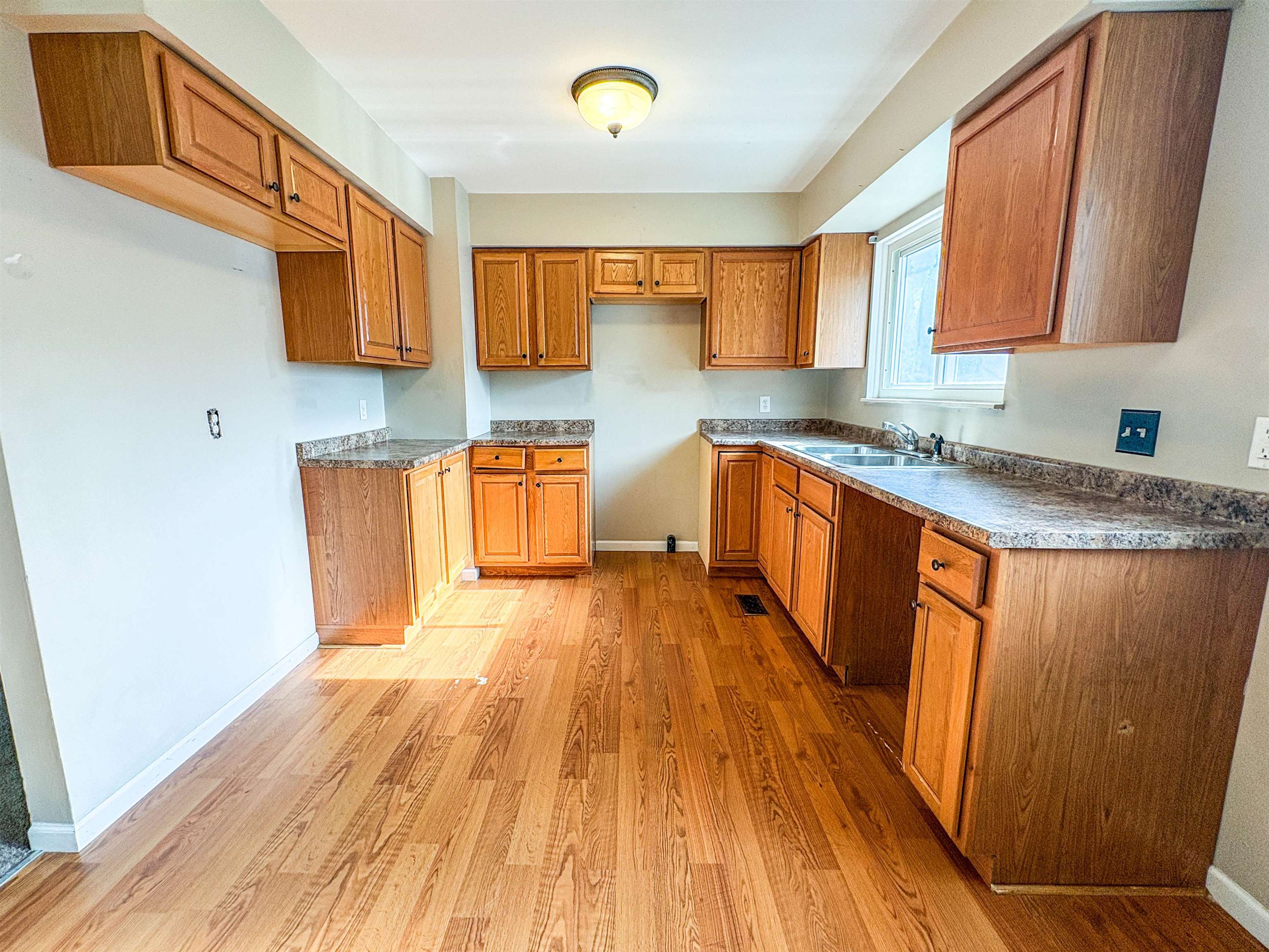 343 Beach Street Mount Morris, MI 48458 - Photo 7 of 27