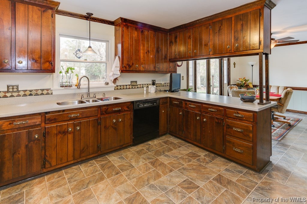 110 Brook Road Yorktown, VA 23692 - Photo 15 of 37 Gallery Image 15