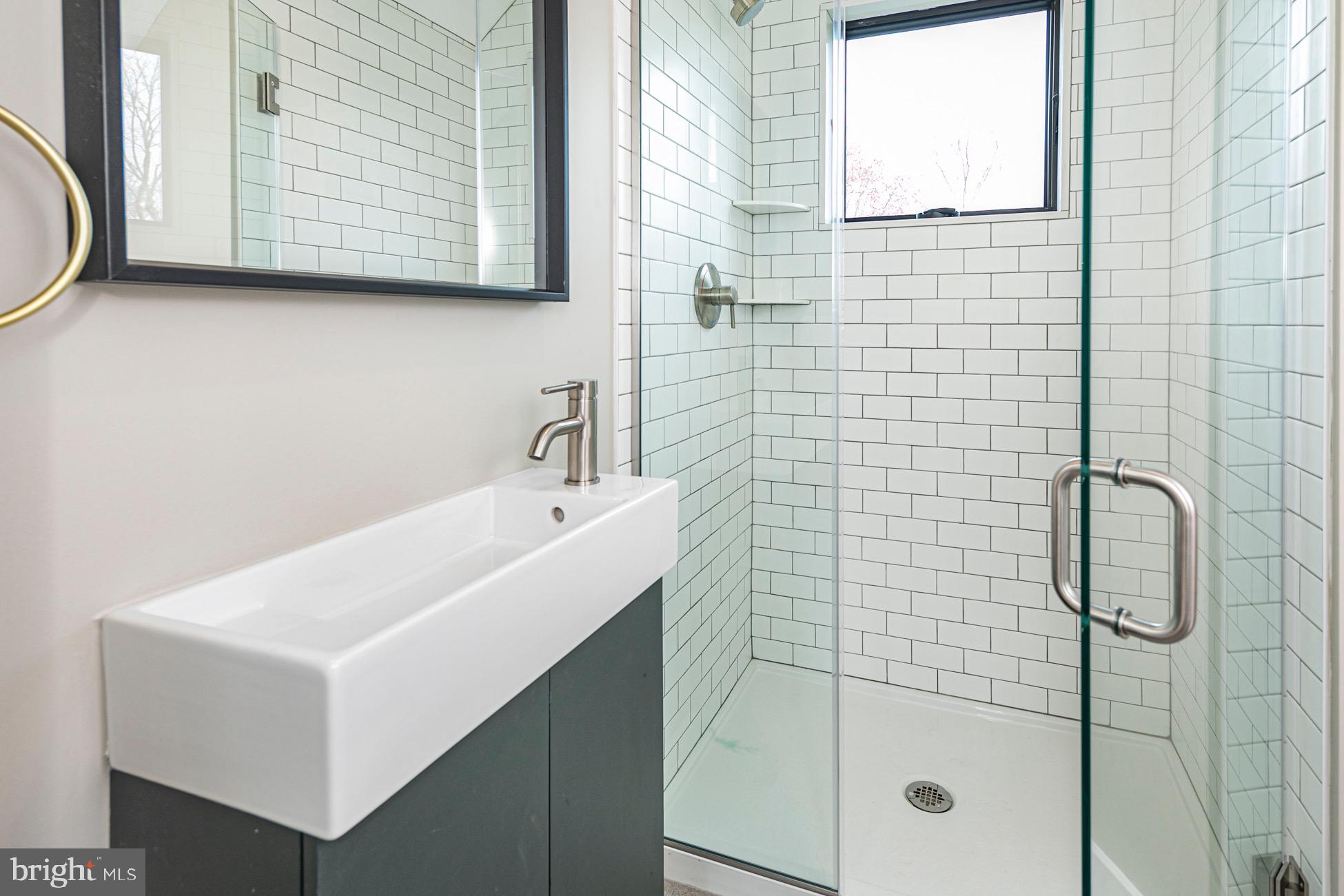 76 Valley Road Princeton, NJ 08540 - Photo 10 of 22 1st floor en-suite bathroom