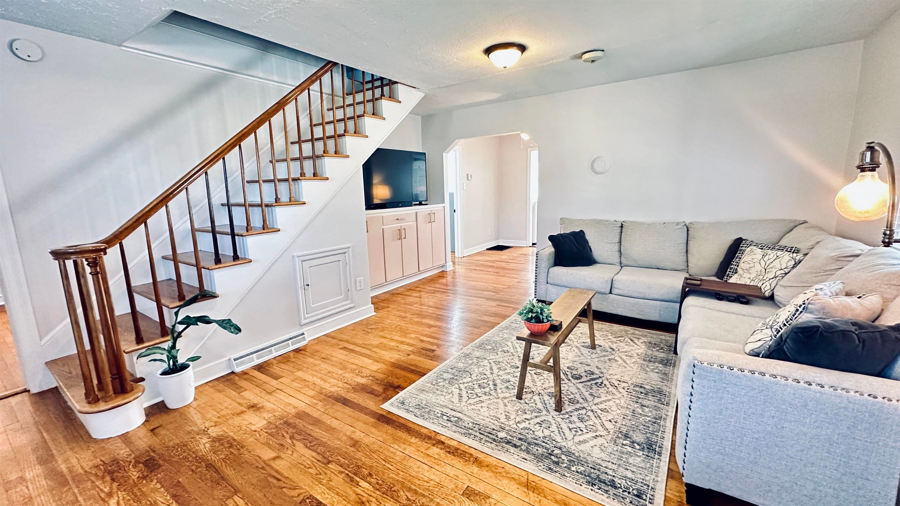 7506 Ridge Road Radford, VA 24141 - Photo 8 of 27 Gallery Image 8