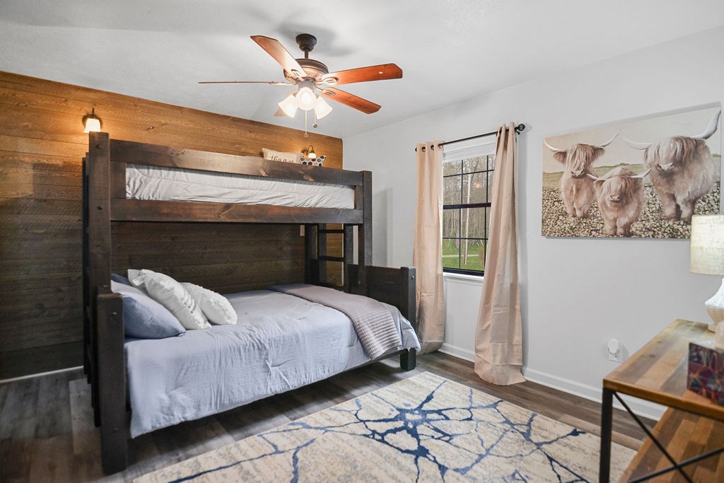 45 Wilderness Trail Blue Ridge, GA 30513 - Photo 12 of 58 a bedroom with a bed and a window
