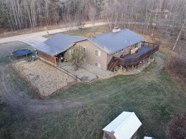 $389,900 | 37214 Woodland Drive, Cohasset, MN 55721