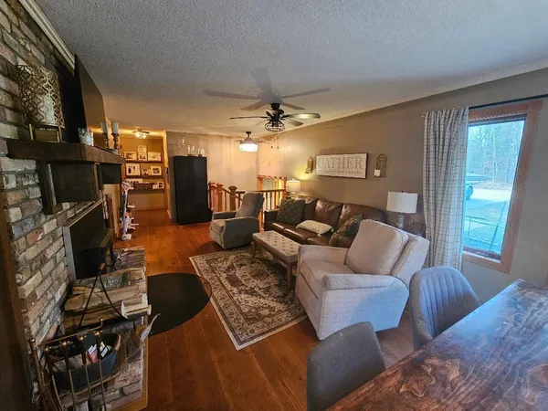 $389,900 | 37214 Woodland Drive, Cohasset, MN 55721