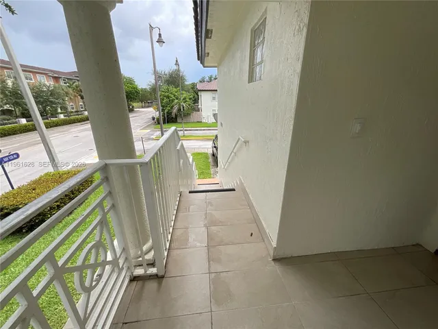 $2,950 | 10901 Northwest 88th Terrace, Unit 806, Doral, FL 33178