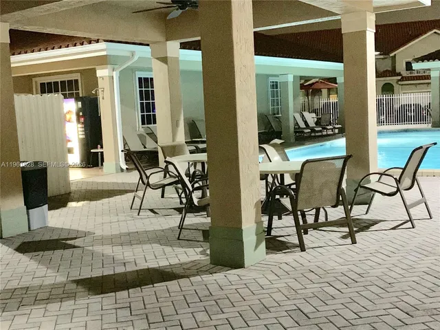 $2,950 | 10901 Northwest 88th Terrace, Unit 806, Doral, FL 33178