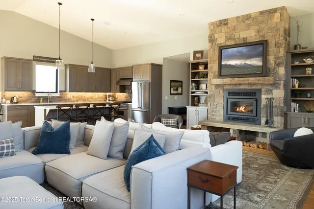 $4,790,000 | 6300 North Aspen Drive, Jackson, WY 83001