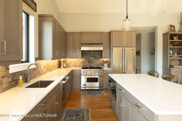 $4,790,000 | 6300 North Aspen Drive, Jackson, WY 83001