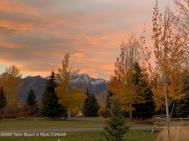 $4,790,000 | 6300 North Aspen Drive, Jackson, WY 83001