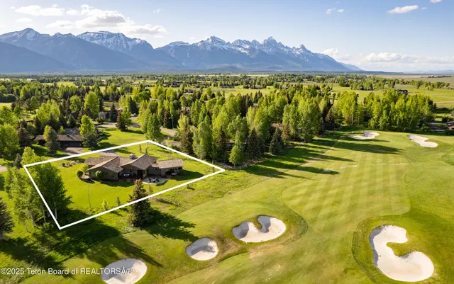 $4,995,000 | 6300 North Aspen Drive, Jackson, WY 83001