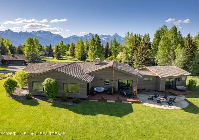 $4,995,000 | 6300 North Aspen Drive, Jackson, WY 83001