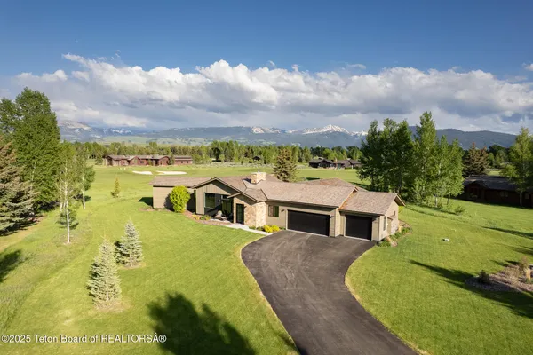 $4,790,000 | 6300 North Aspen Drive, Jackson, WY 83001
