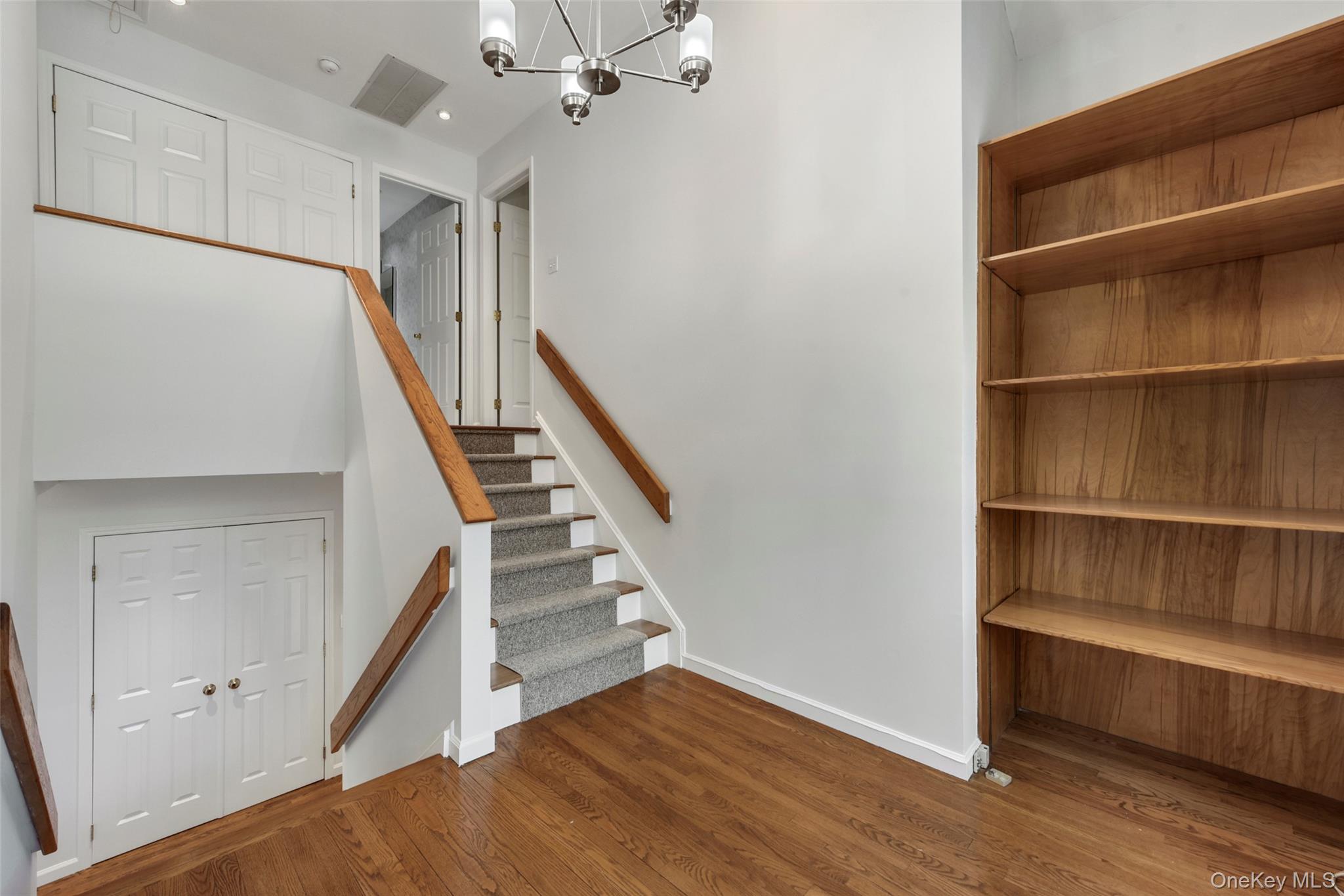 21 Brookridge Court Rye Brook, NY 10573 - Photo 13 of 20
