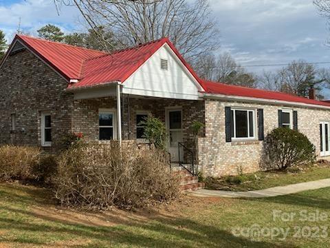 633 Jupiter Road Weaverville, NC 28787 - Photo 1 of 47 Gallery Image 1