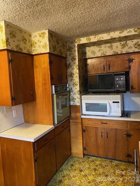 633 Jupiter Road Weaverville, NC 28787 - Photo 20 of 47 Gallery Image 20