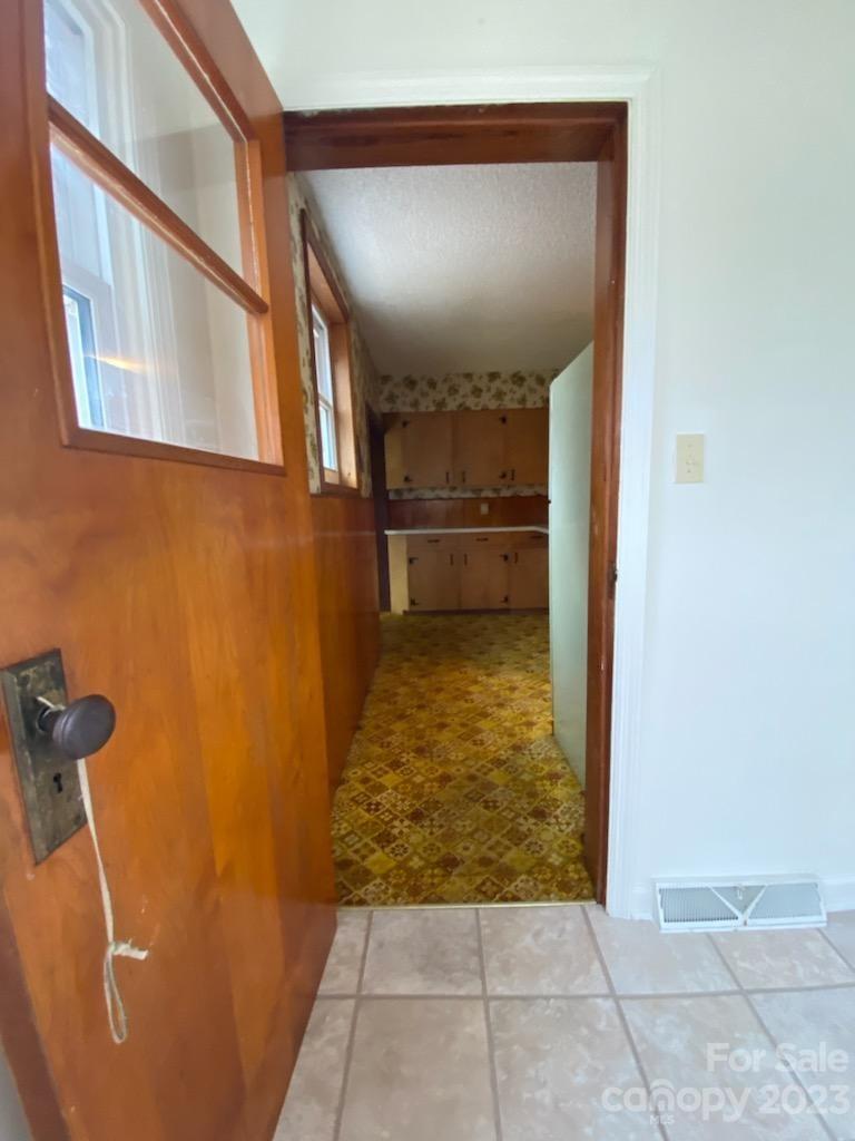 633 Jupiter Road Weaverville, NC 28787 - Photo 21 of 47 Gallery Image 21