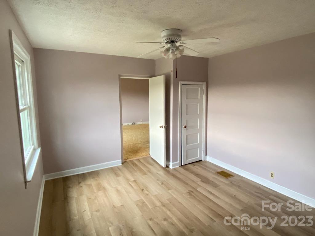 633 Jupiter Road Weaverville, NC 28787 - Photo 8 of 47 Gallery Image 8