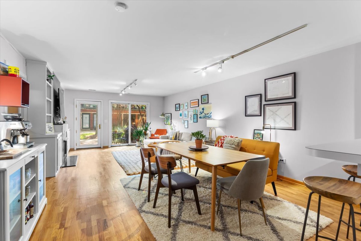 1812 South Federal Street, Unit 4 Chicago, IL 60616 - Photo 11 of 26