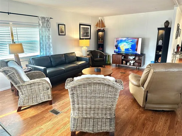 $139,900 | 9790 66th Street North, Unit 470, Pinellas Park, FL 33777