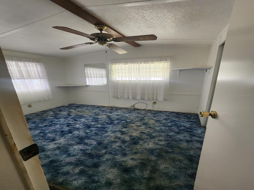 1069 Lemon Street Okeechobee, FL 34974 - Photo 11 of 26 Gallery Image 11