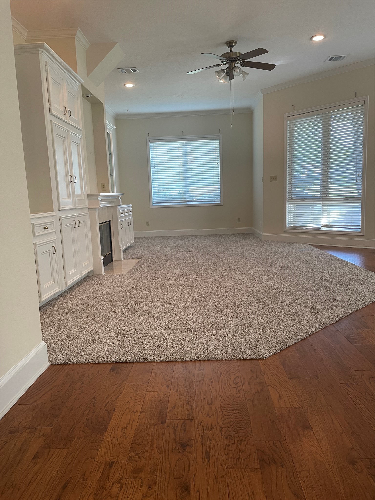 28 Waters Edge Street Conroe, TX 77356 - Photo 7 of 19