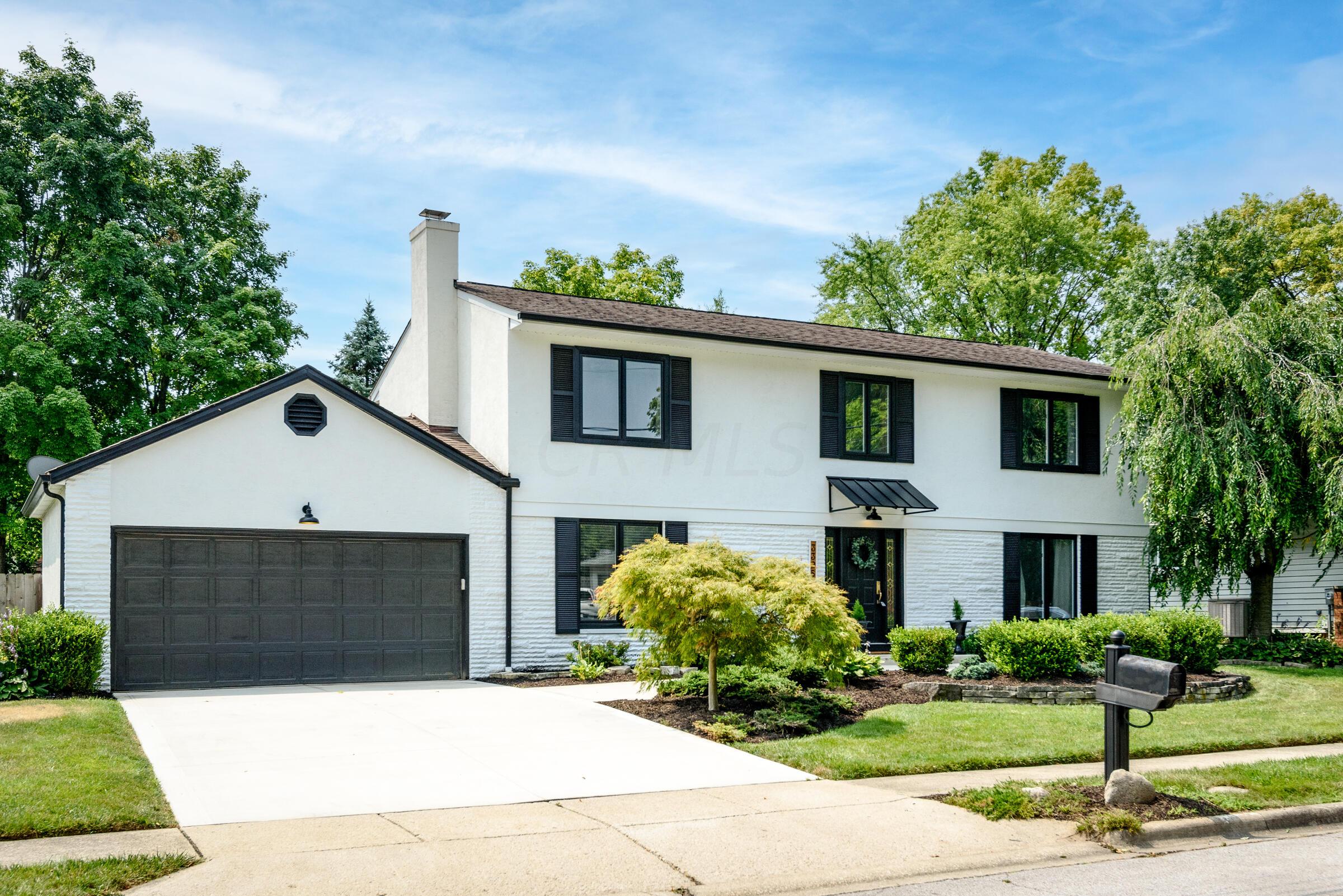 3325 Smiley Road Columbus, OH 43221 - Photo 2 of 34 2