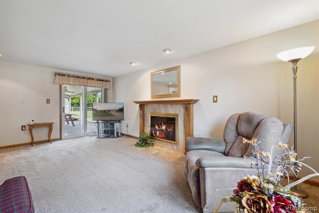2697 Rhodes Drive Troy, MI 48083 - Photo 19 of 45 Gallery Image 19