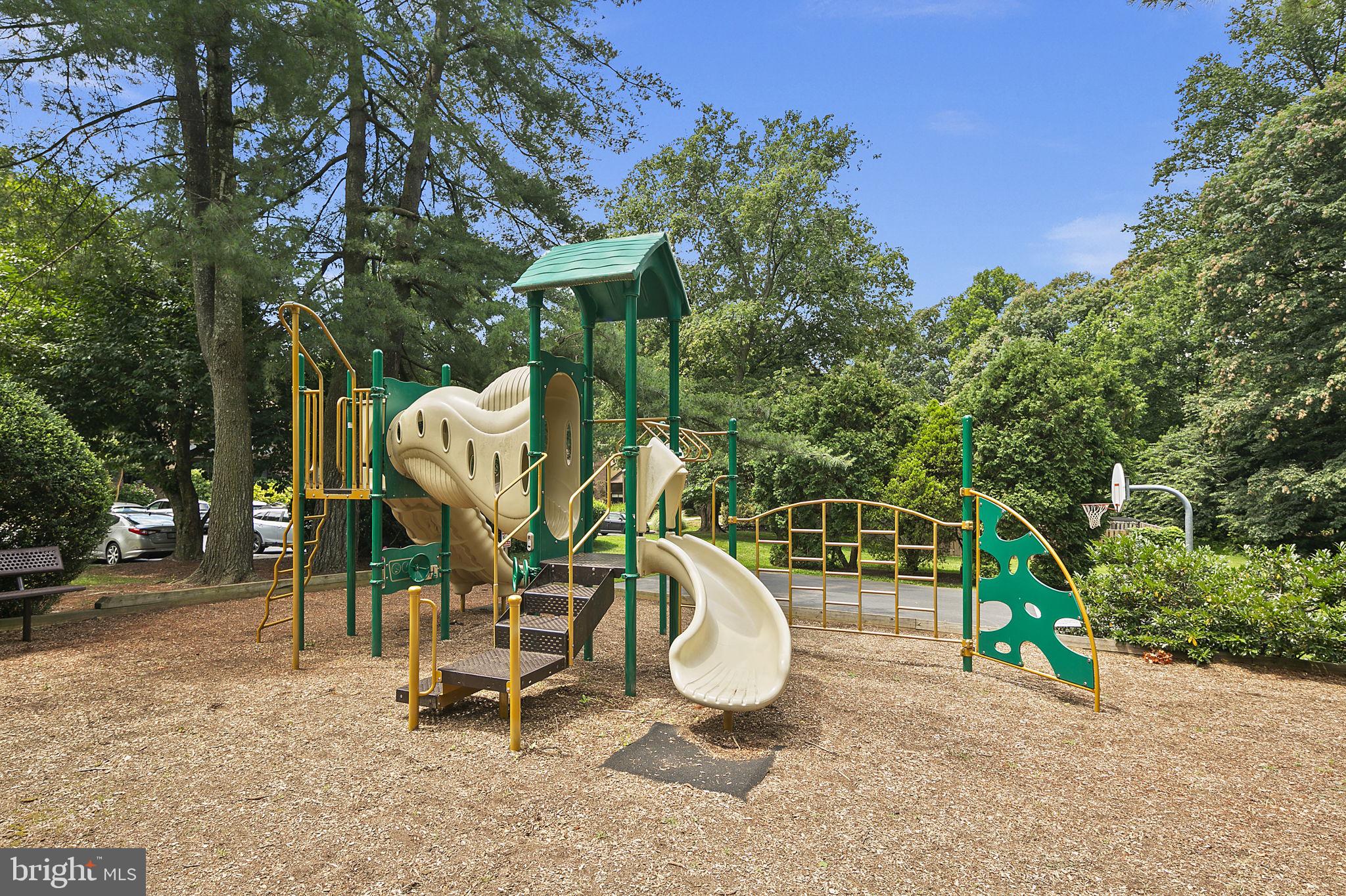 2117 Glencourse Lane Reston, VA 20191 - Photo 44 of 53 Gallery Image 44