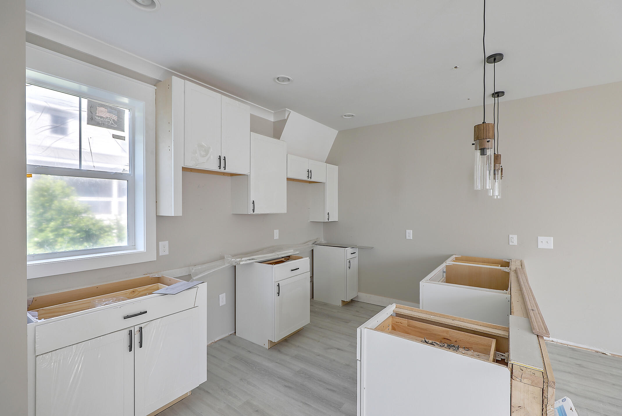 113 Drake Street Charleston, SC 29403 - Photo 10 of 37 0W7A2405_06_07_08_09_10_11