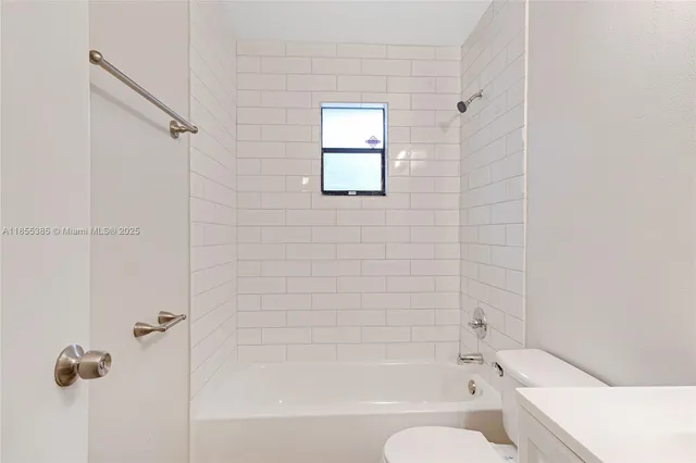 $209,900 | 5320 Elmhurst Road, Unit A, West Palm Beach, FL 33417