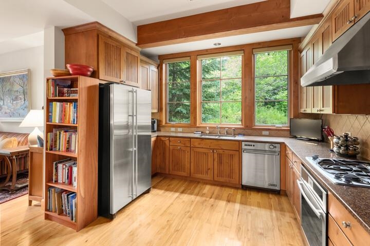 20 Inspiration Lane, Unit 19 Stowe, VT 05672 - Photo 12 of 53