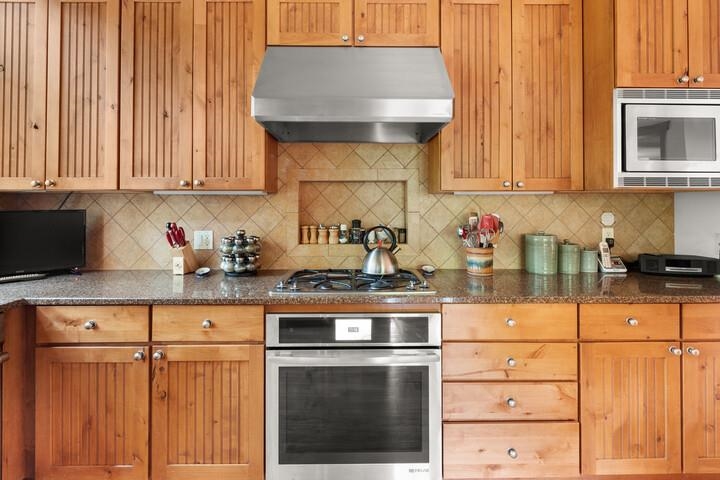 20 Inspiration Lane, Unit 19 Stowe, VT 05672 - Photo 13 of 53