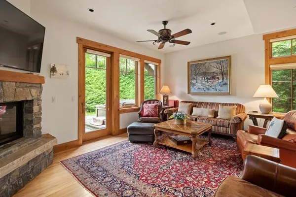 $4,150,000 | 20 Inspiration Lane, Unit 19, Stowe, VT 05672