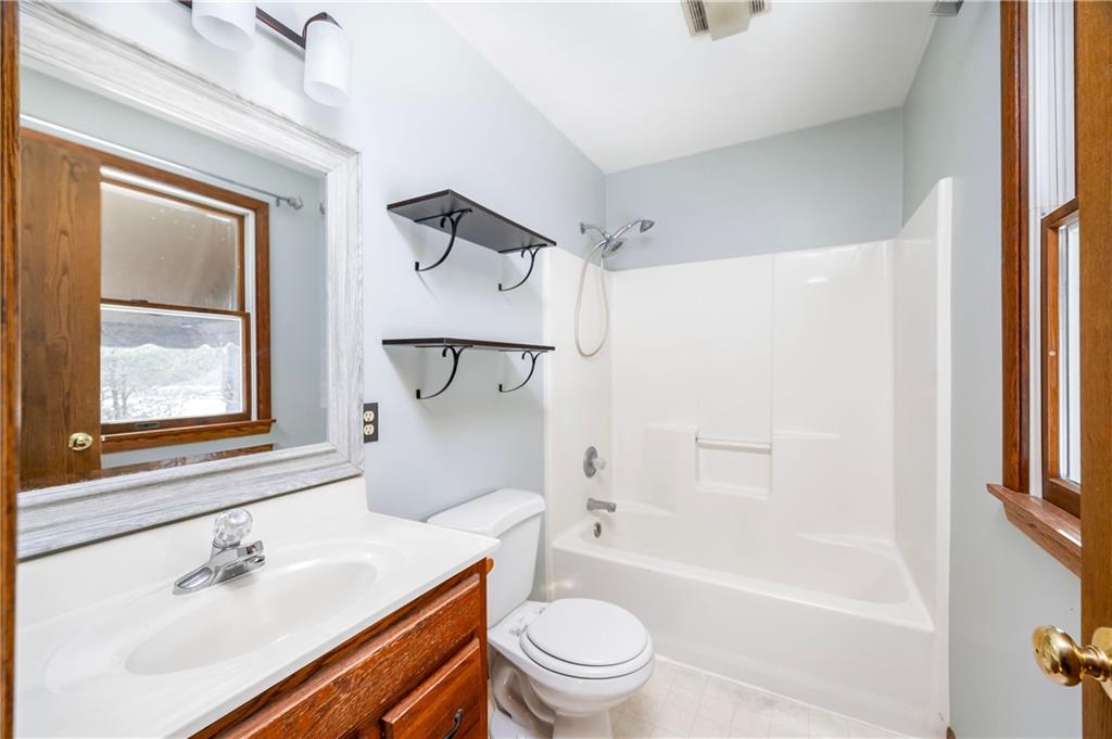 315 Romain Road Pulaski, PA 16143 - Photo 19 of 27 Gallery Image 19