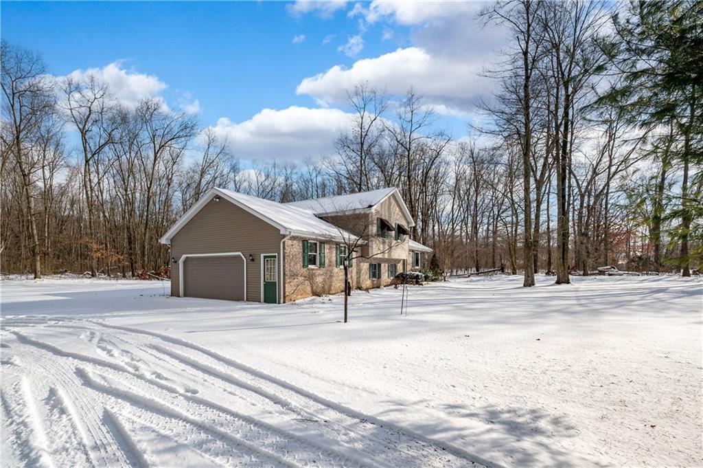 315 Romain Road Pulaski, PA 16143 - Photo 2 of 27 Gallery Image 2