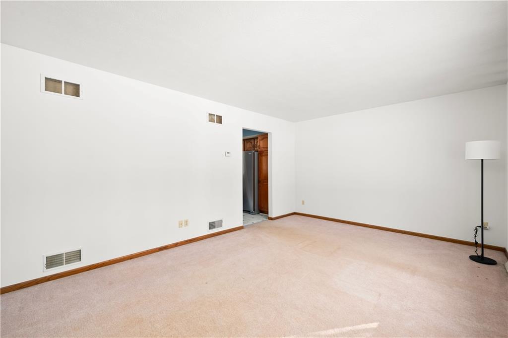 315 Romain Road Pulaski, PA 16143 - Photo 10 of 27 Gallery Image 10