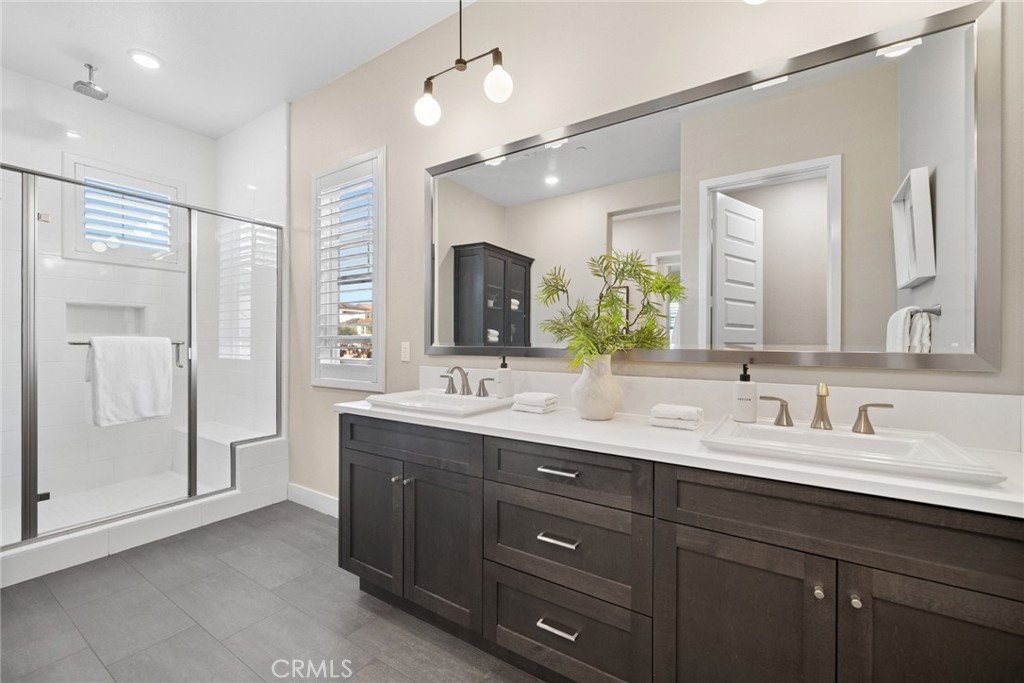 163 Crossover Irvine, CA 92618 - Photo 24 of 46