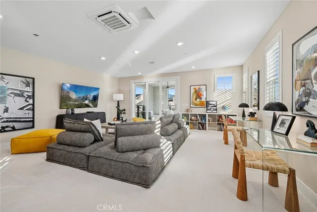 $1,898,888 | 163 Crossover, Irvine, CA 92618