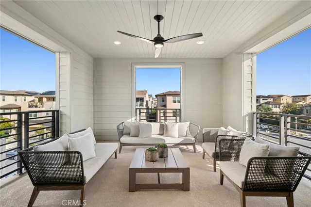 $1,898,888 | 163 Crossover, Irvine, CA 92618