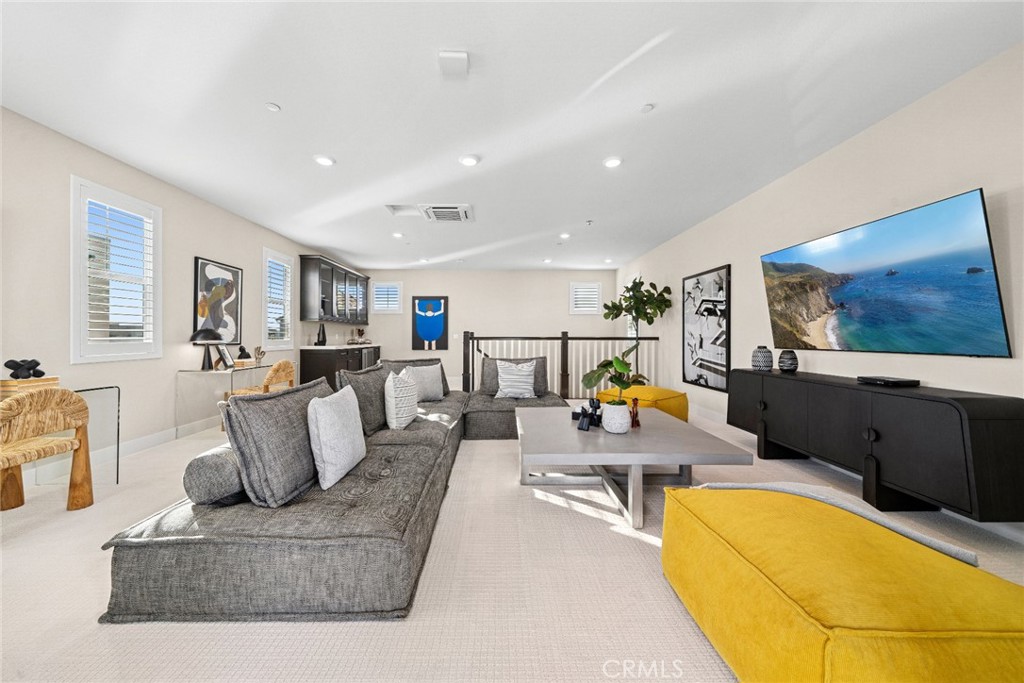 163 Crossover Irvine, CA 92618 - Photo 38 of 46