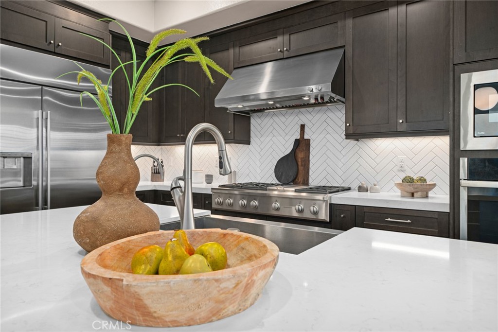 163 Crossover Irvine, CA 92618 - Photo 9 of 46